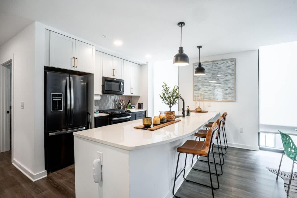 Apartment 2-bed 2-bath Luxury Retreat Nashville