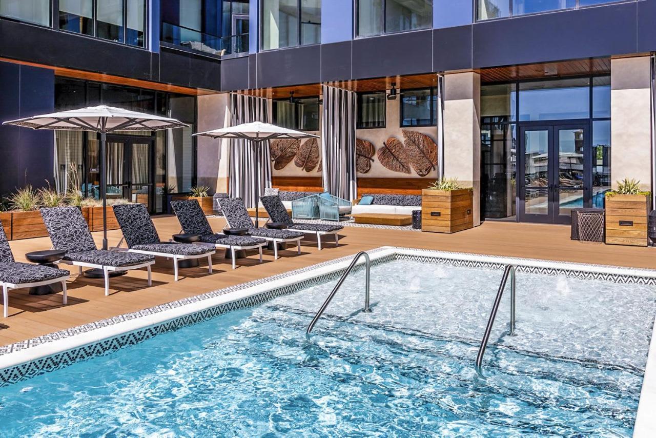 2-bed 2-bath Luxury Retreat